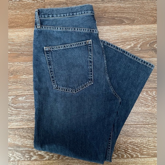 Topshop Dree Crop Kick Flare Jeans in Medium Blue - Picture 6 of 6